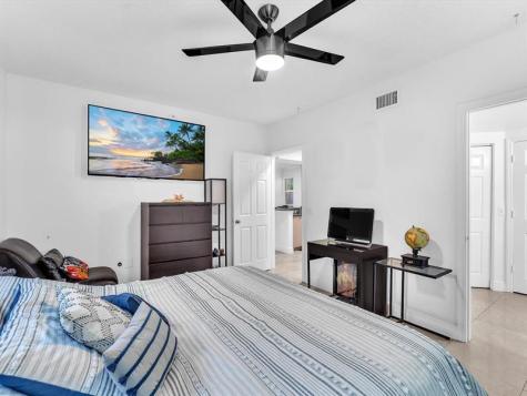 2478 Centergate Drive Miramar FL 33025
