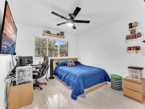 2478 Centergate Drive Miramar FL 33025