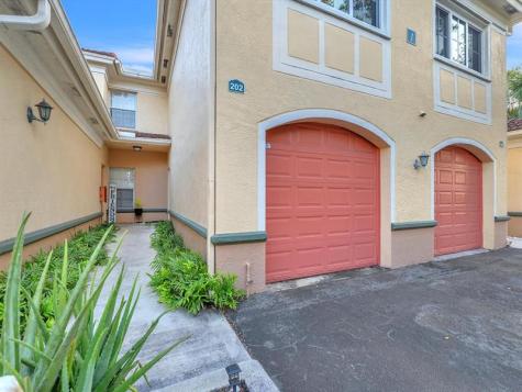 2478 Centergate Drive Miramar FL 33025
