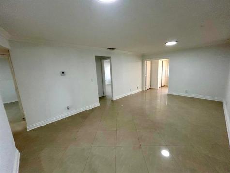 7931 Southgate Boulevard North Lauderdale FL 33068