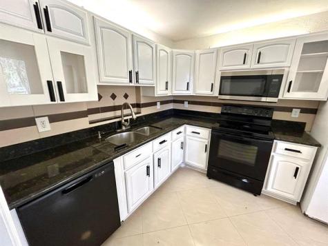 7931 Southgate Boulevard North Lauderdale FL 33068