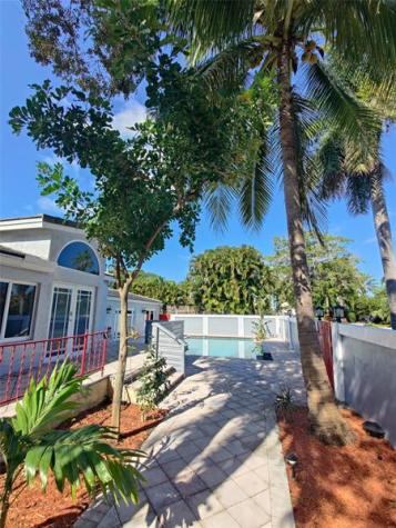 733 NE 18th Avenue Fort Lauderdale FL 33304