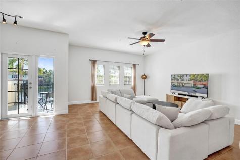 228 SW 6th Court Pompano Beach FL 33060