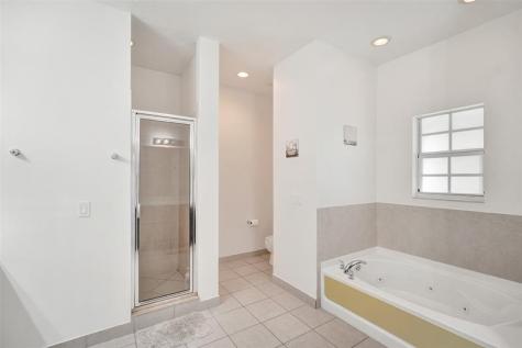 228 SW 6th Court Pompano Beach FL 33060