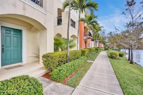 228 SW 6th Court Pompano Beach FL 33060