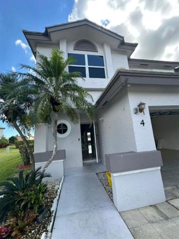 7700 Stone Harbour Drive Lake Worth FL 33467