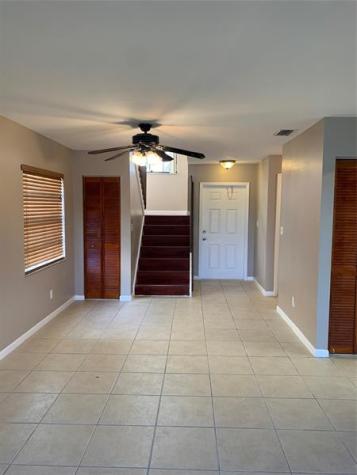 312 NW 106th Te Pembroke Pines FL 33026