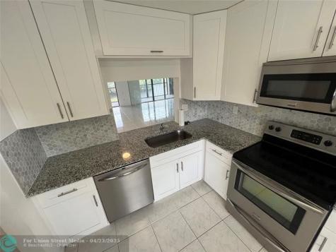 2900 NW 42nd Avenue Coconut Creek FL 33066