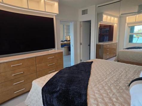 1035 Hillsboro Mile Hillsboro Beach FL 33062