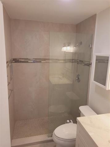 770 NE 38 Oakland Park FL 333334