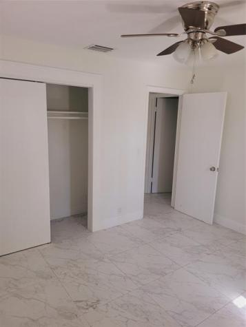 770 NE 38 Oakland Park FL 333334