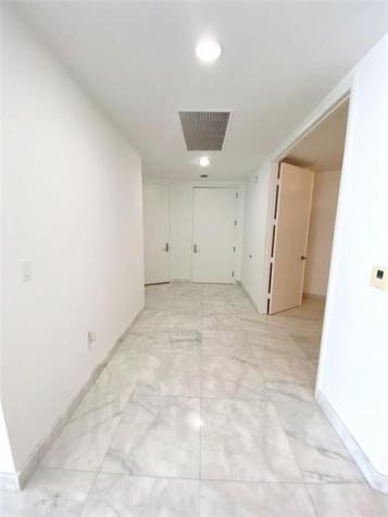 16001 Collins Avenue Sunny Isles Beach FL 33160