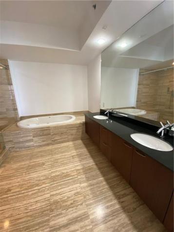 16001 Collins Avenue Sunny Isles Beach FL 33160