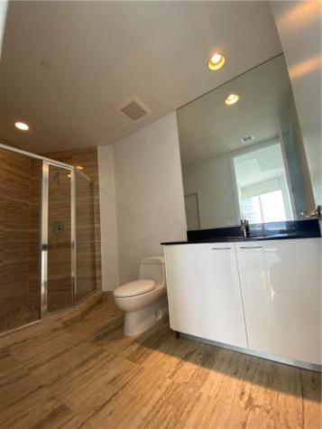 16001 Collins Avenue Sunny Isles Beach FL 33160