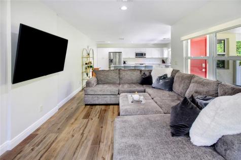 211 SE 16th Avenue Fort Lauderdale FL 33301