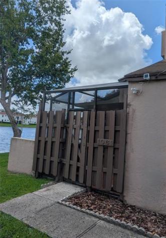 1061 NW 122nd Terrace Pembroke Pines FL 33026