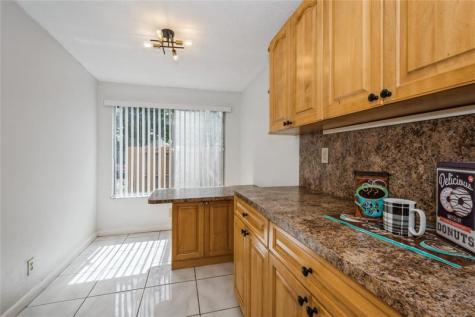 8208 NW 8th Place Fort Lauderdale FL 33324