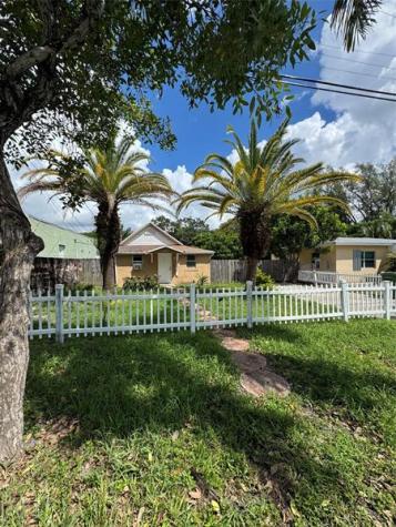 113 SE 4th Street Hallandale Beach FL 33009