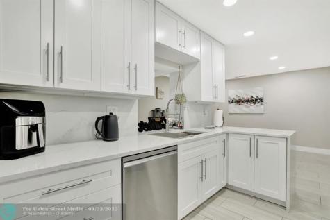 1035 NW 5th Avenue Boca Raton FL 33432