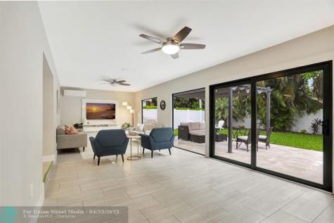 1035 NW 5th Avenue Boca Raton FL 33432