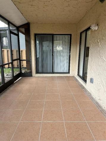 68 Wimbledon Lake Drive Plantation FL 33324