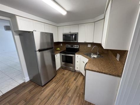 68 Wimbledon Lake Drive Plantation FL 33324