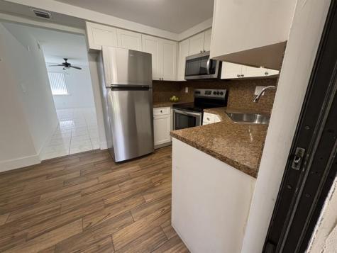 68 Wimbledon Lake Drive Plantation FL 33324