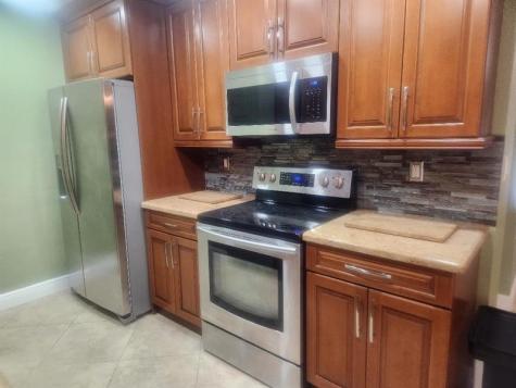 1261 NE 2nd Street Pompano Beach FL 33060