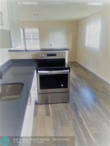 790 NE 46 Oakland Park FL 33334