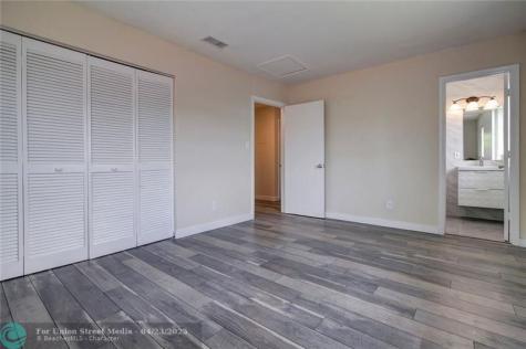 790 NE 46 Oakland Park FL 33334