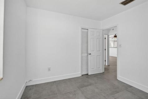 642 SW 11th Street Hallandale Beach FL 33009