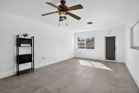 642 SW 11th Street Hallandale Beach FL 33009