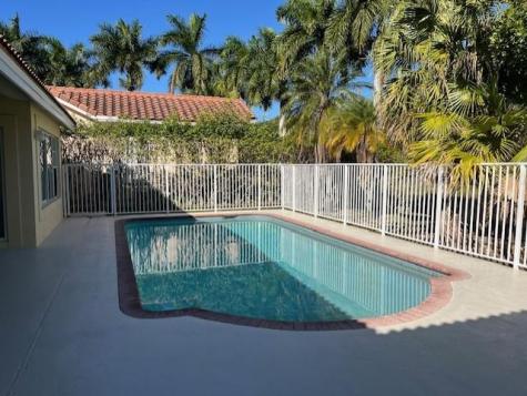 517 Spinnaker Weston FL 33326