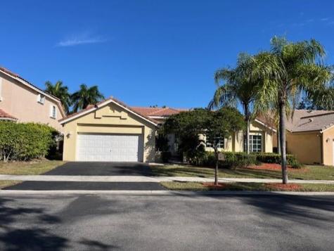 517 Spinnaker Weston FL 33326