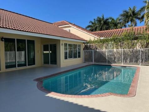 517 Spinnaker Weston FL 33326