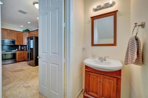 2515 NE 18th Street Fort Lauderdale FL 33305