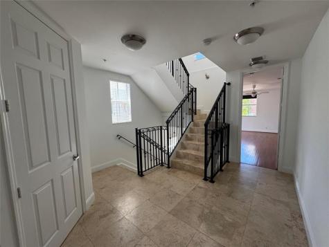 2515 NE 18th Street Fort Lauderdale FL 33305