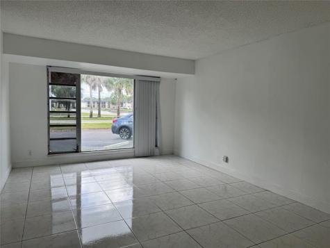 8031 Lagos De Campo Boulevard Tamarac FL 33321