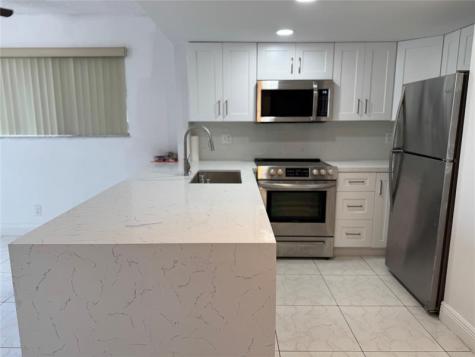 8031 Lagos De Campo Boulevard Tamarac FL 33321