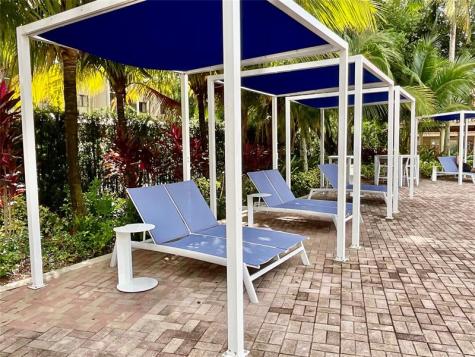 9517 Fontainebleau Boulevard Miami FL 33172