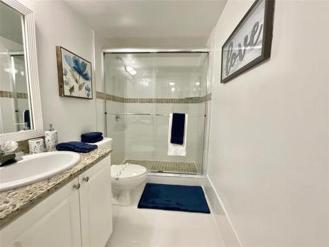 9517 Fontainebleau Boulevard Miami FL 33172