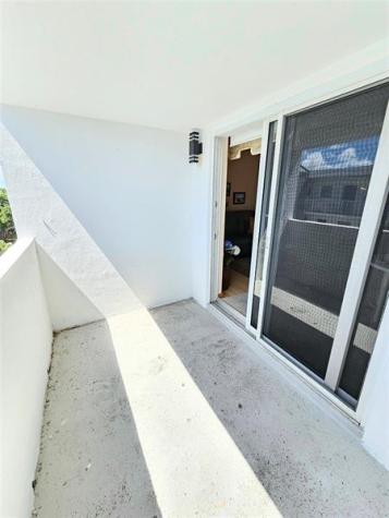 2850 NE 14th Street Pompano Beach FL 33062
