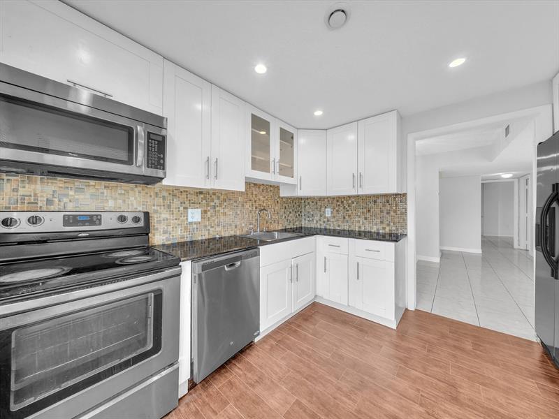4156 Inverrary Drive Lauderhill FL 33319