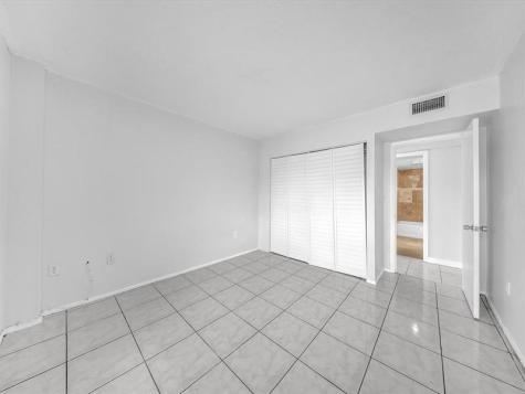 4156 Inverrary Drive Lauderhill FL 33319