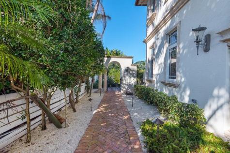 580 Admirals Way Delray Beach FL 33483
