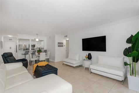3140 S Ocean Drive Hallandale Beach FL 33009