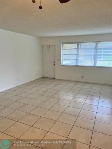 1040 Twin Lakes Drive Coral Springs FL 33071