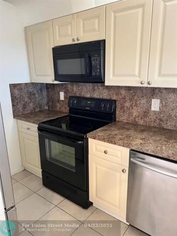 1040 Twin Lakes Drive Coral Springs FL 33071