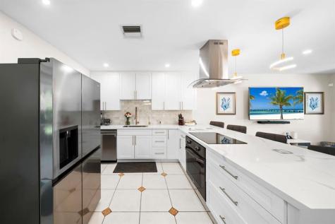 4804-4806 NE 21st Avenue Fort Lauderdale FL 33308