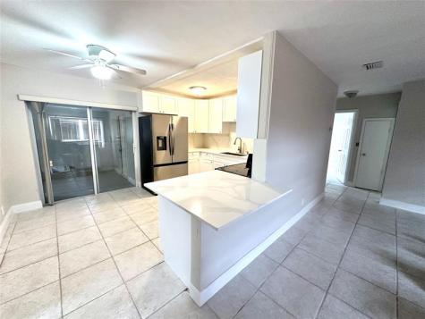 7907 SW 3rd Street North Lauderdale FL 33068